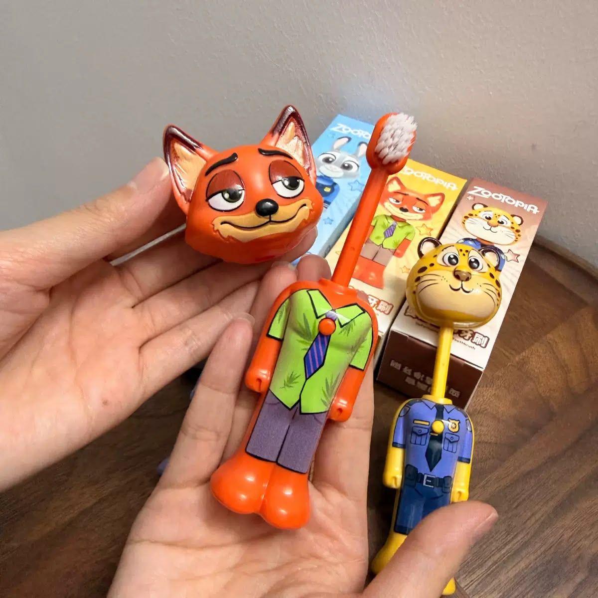 Premium Zootopia Character Toothbrush ( Free Shipping )